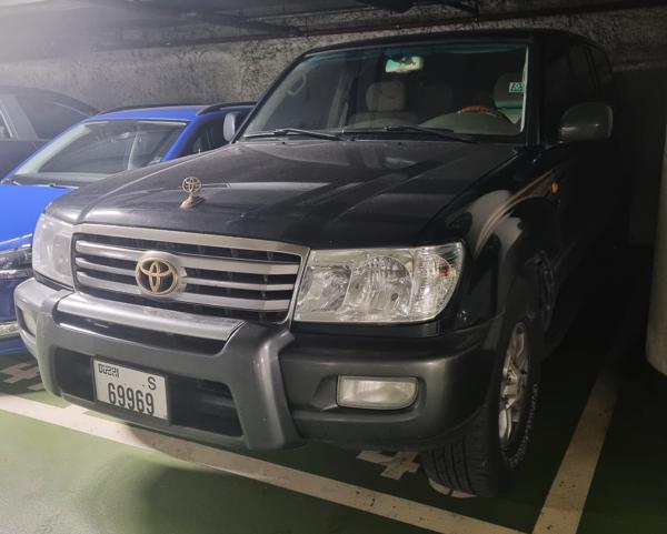 Dubai, UAE seen in Prague, Czech Republic. Photo taken on 15.11.2025. A long way from home, yet this car has been hanging around here for a couple of weeks. It has moved a few times though, so it's not abandoned. I don't even want to imagine what the parking cost for that time must be.