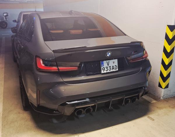 Slovakia export transit plate seen in Bratislava, Slovakia. Photo taken on 20.11.2025.