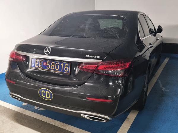 Slovakia diplomatic plate seen in Bratislava, Slovakia. EE = Diplomatic corps, 58 = Georgia. Photo taken on 24.11.2025.