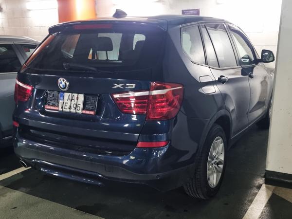 Slovakia export tranit plate seen in Bratislava, Slovakia. Photo taken on 24.11.2025.